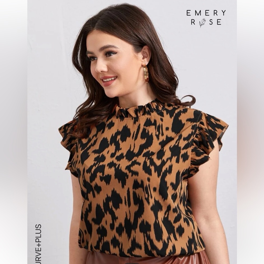 Brand new printed sleeveless top.